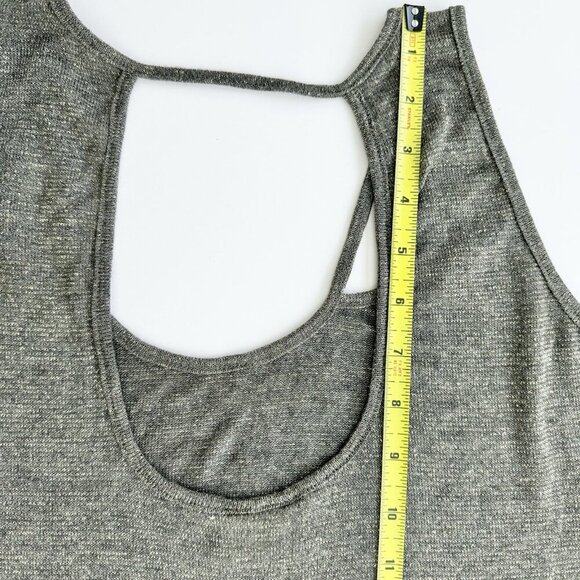 H.I.P. Top Women's Size Large Sleeveless Grey & Gold Metallic Top - Picture 9 of 13